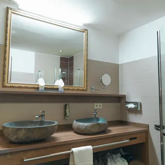 Juniorsuite Spielberg Badezimmer