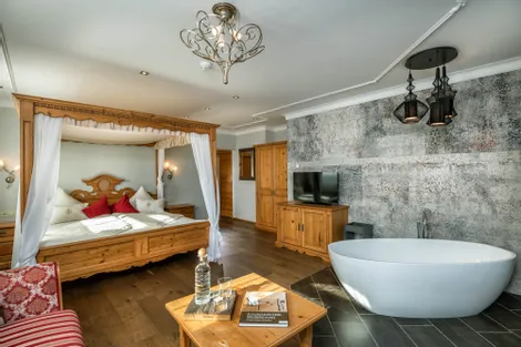 Freistehende Badewanne Suite Alpenglühen