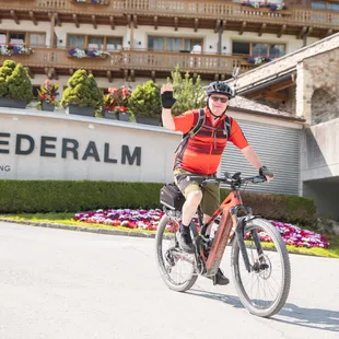 4_riederalm_content-butlers_web_e-bike-tour138-V2.jpg