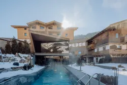 Mountain Spa im Winter