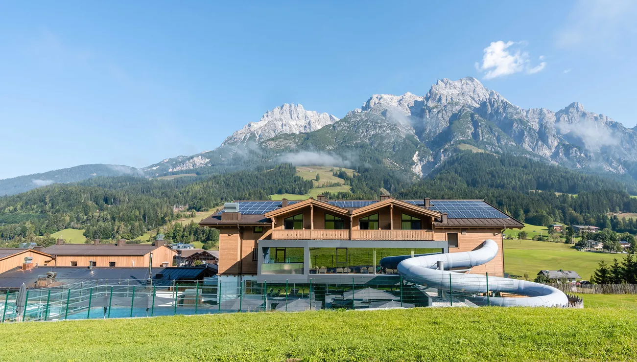 Hotelansicht der Riederalm Leogang in Saalfelden