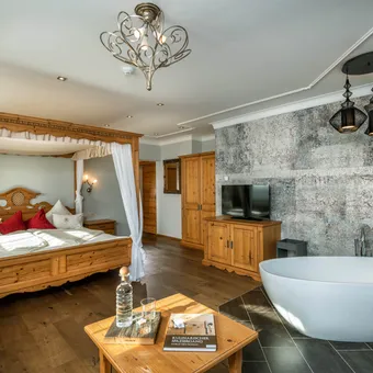 Freistehende Badewanne Suite Alpenglühen