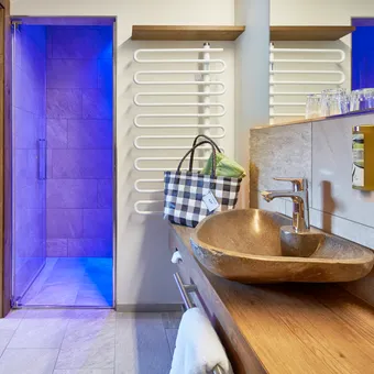 Bathroom in the Hohen Salzburg Suite