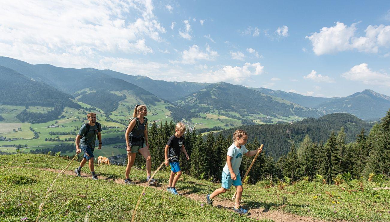 Hiking in Leogang Saalfelden and surroundings of the Riederalm