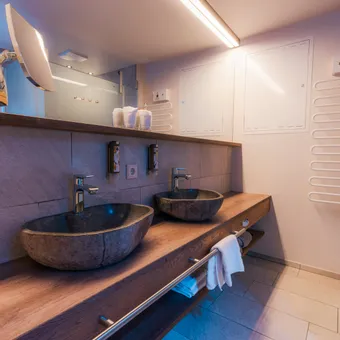 Komfortzimmer Die Pinzgauerin Badezimmer